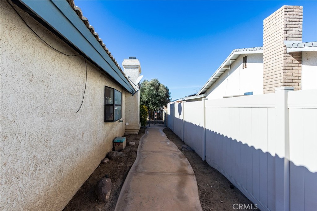26489 Bluewater Road Helendale, CA 92342 - Photo 39 of 62 a view of a house with stairs