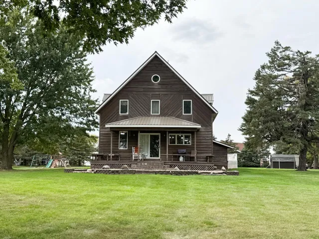 $314,500 | 105 1st Avenue, Wilmont, MN 56185