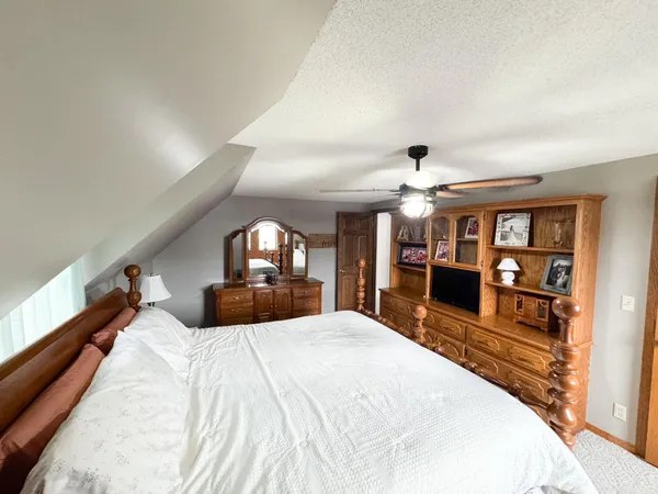 $314,500 | 105 1st Avenue, Wilmont, MN 56185