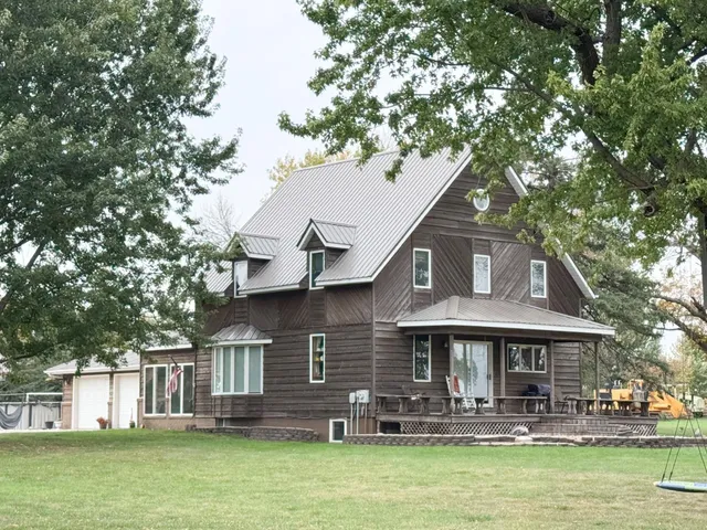 $314,500 | 105 1st Avenue, Wilmont, MN 56185
