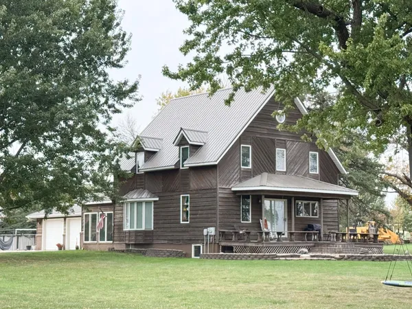 $314,500 | 105 1st Avenue, Wilmont, MN 56185