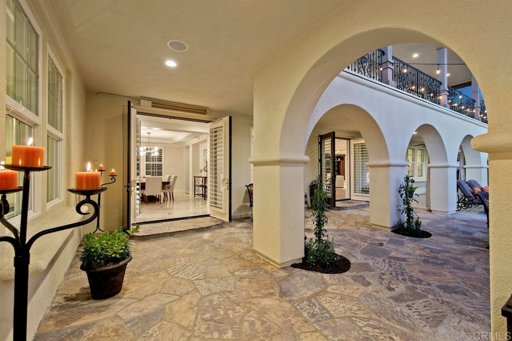 3220 Sitio Montecillo Carlsbad, CA 92009 - Photo 46 of 48