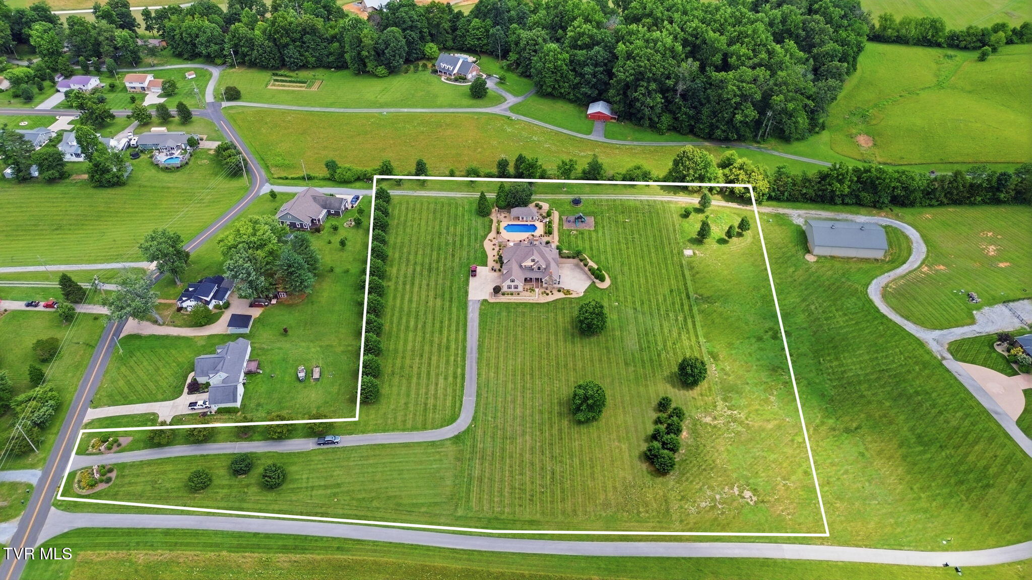 1500 Old Shiloh Road Greeneville, TN 37745 - Photo 3 of 83 76-web-or-mls-6f3e3ce8-bcb4-4f1e-8728-69