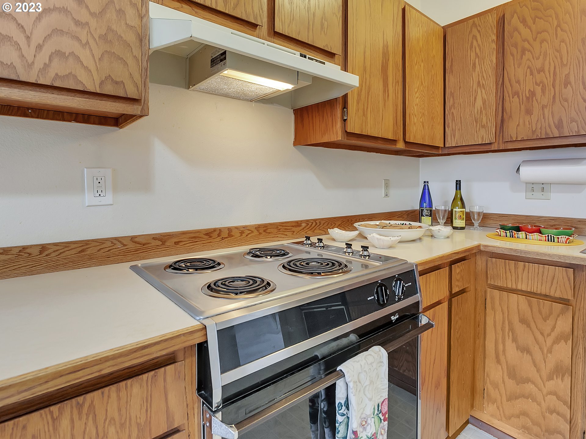 13775 Southwest Scholls Ferry Road, Unit 101 Beaverton, OR 97008 - Photo 15 of 28 Gallery Image 15