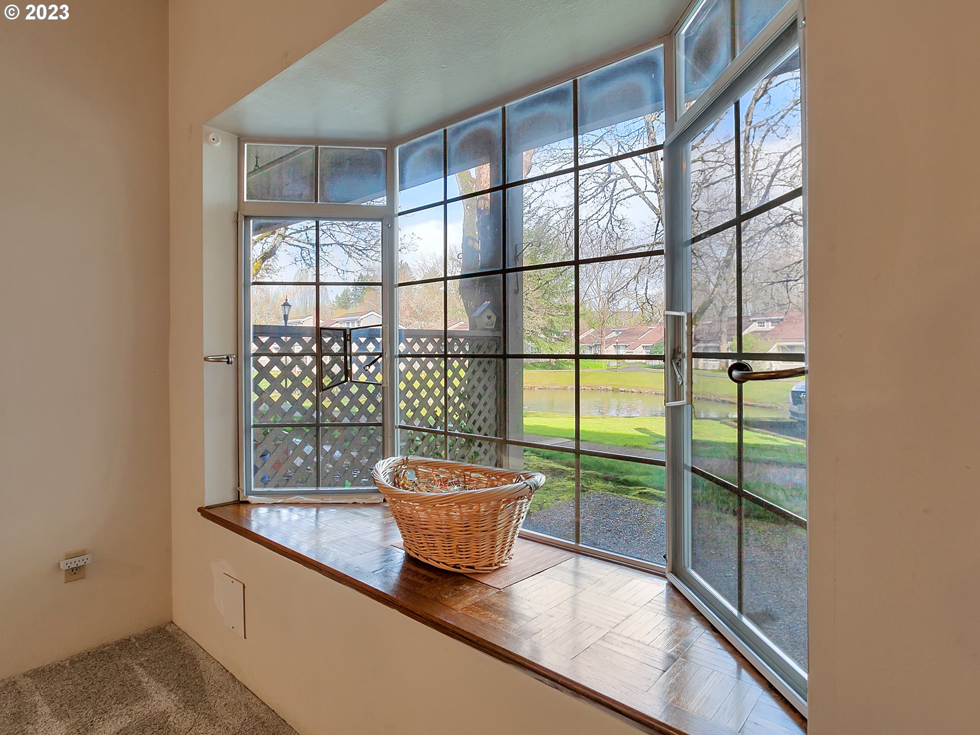13775 Southwest Scholls Ferry Road, Unit 101 Beaverton, OR 97008 - Photo 8 of 28 Gallery Image 8