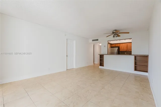 $1,875 | 1421 South Ocean Boulevard, Unit 211, Pompano Beach, FL 33062