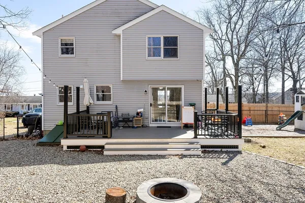 $599,999 | 7 Overlook Avenue, Haverhill, MA 01832