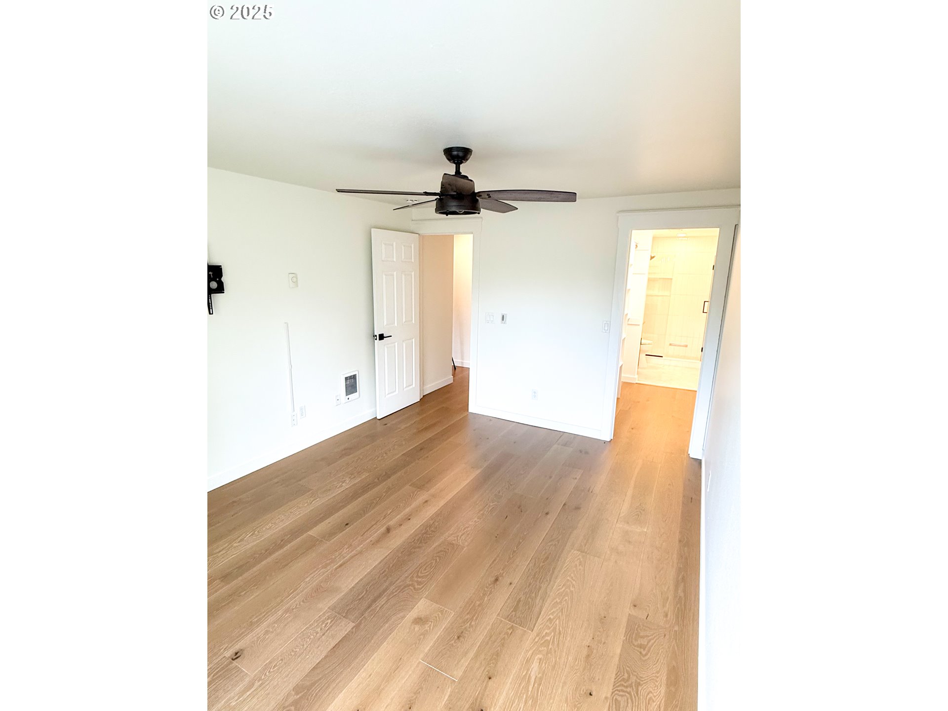 8720 Southwest Tualatin Road, Unit 315 Tualatin, OR 97062 - Photo 14 of 41 a view of a kitchen with wooden floor