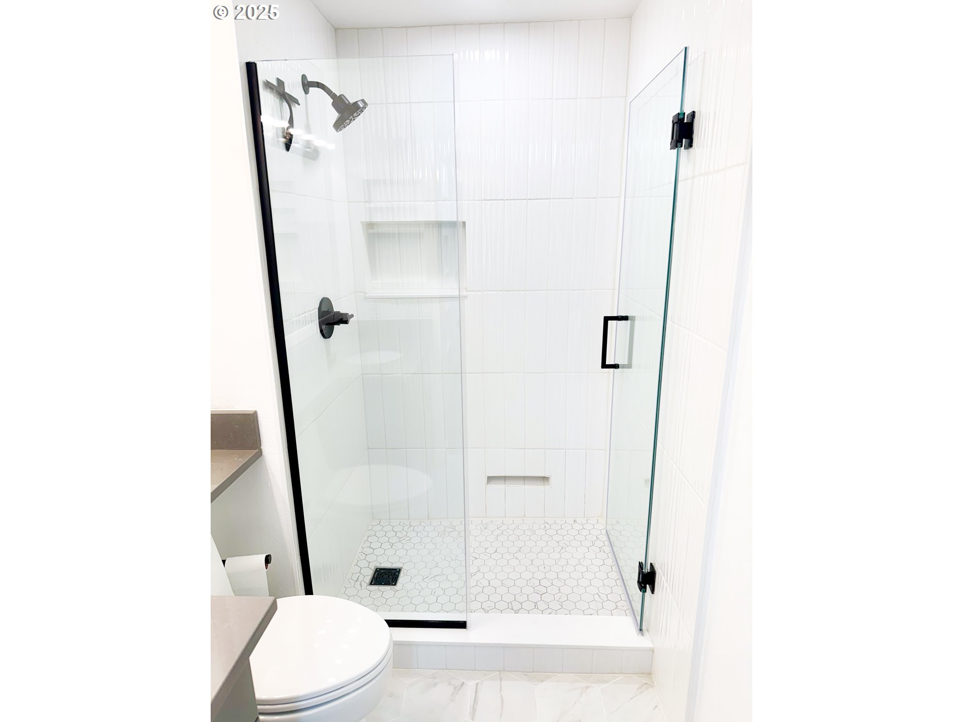 8720 Southwest Tualatin Road, Unit 315 Tualatin, OR 97062 - Photo 17 of 41 a bathroom with a sink and toilet