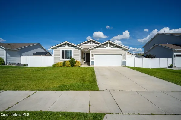 $509,000 | 9852 North Berkshire Street, Hayden, ID 83835
