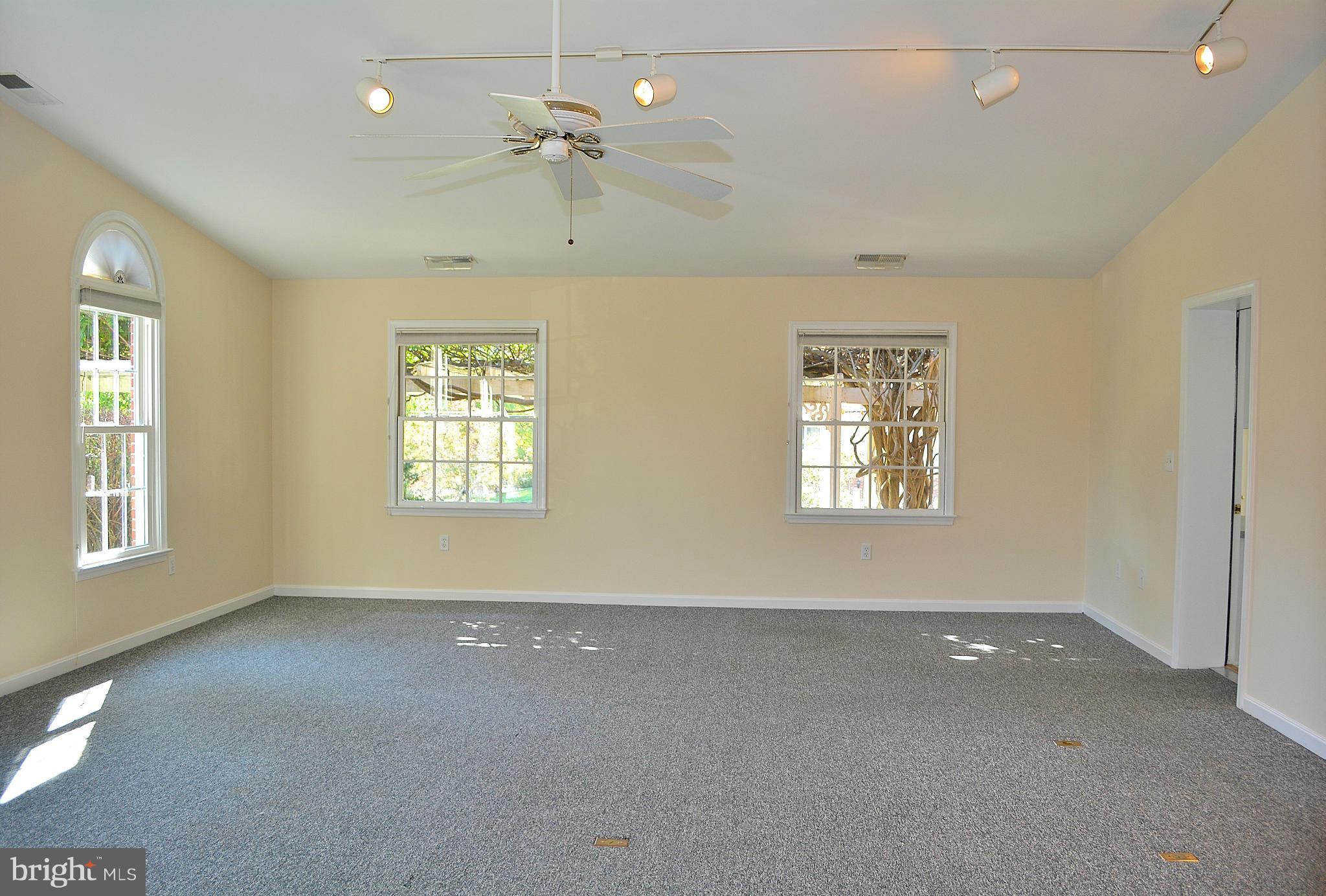 7713 Miller Fall Road Rockville, MD 20855 - Photo 9 of 30 Fantastic Addition