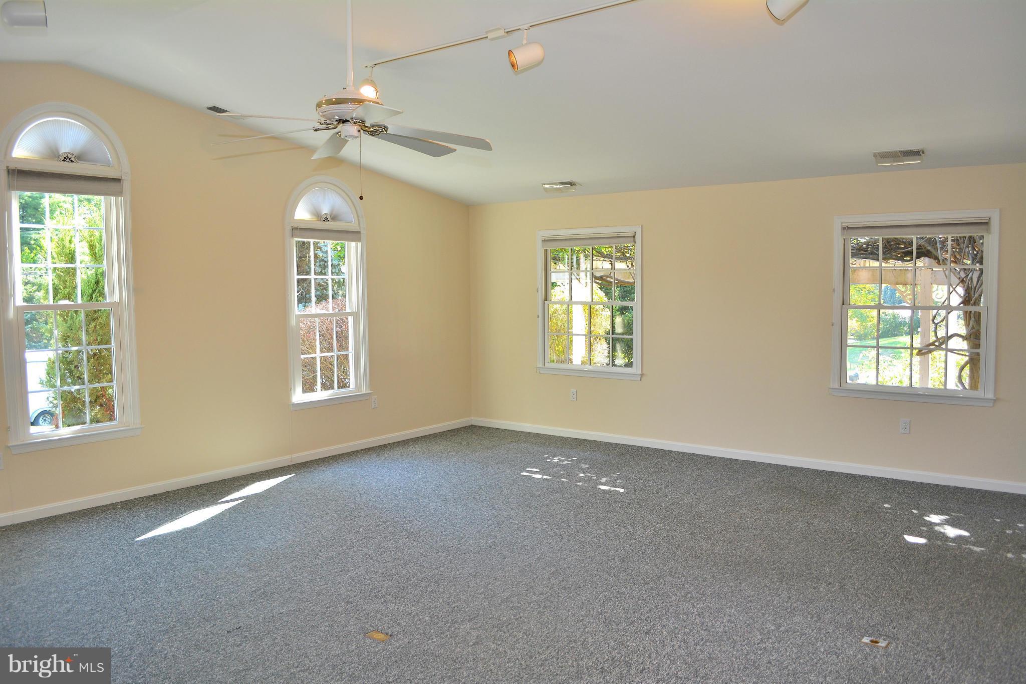 7713 Miller Fall Road Rockville, MD 20855 - Photo 10 of 30 Fantastic Addition