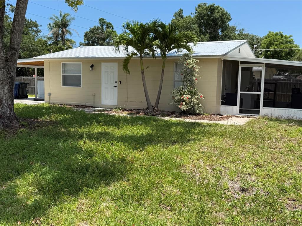 2195 Park Road Venice, FL 34293 - Photo 1 of 19