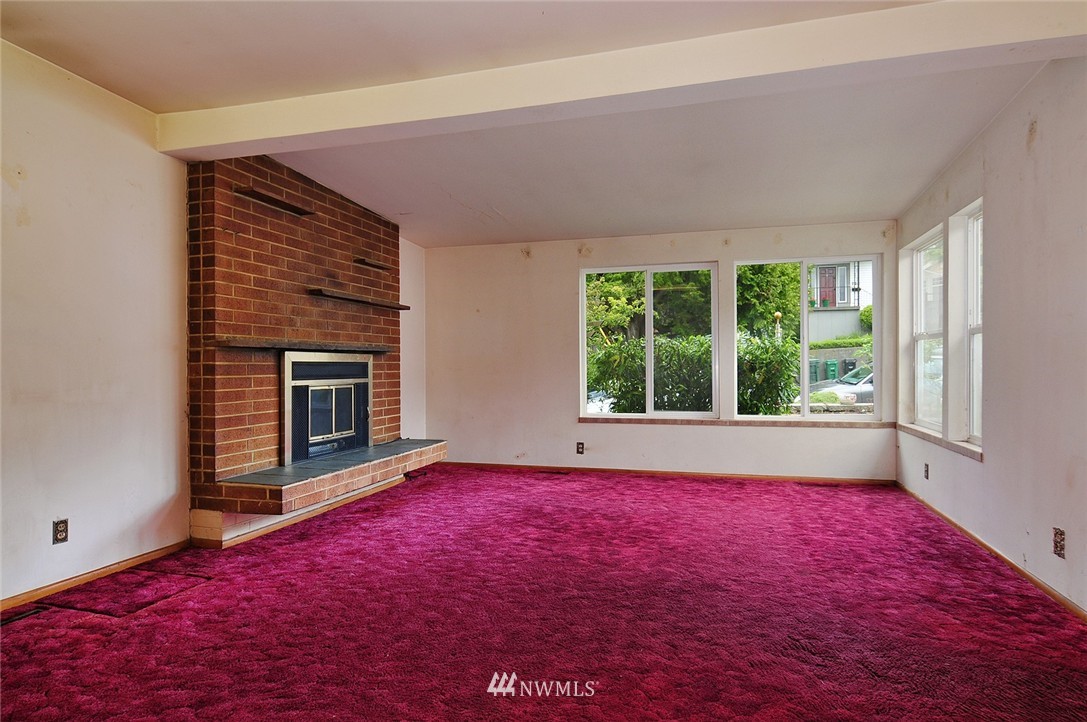 209 North 41st Street Seattle, WA 98103 - Photo 4 of 9 Gallery Image 4
