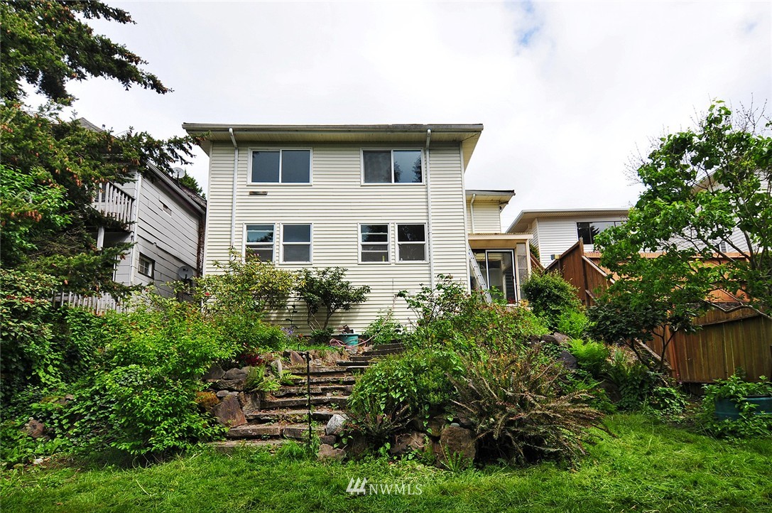 209 North 41st Street Seattle, WA 98103 - Photo 9 of 9 Gallery Image 9