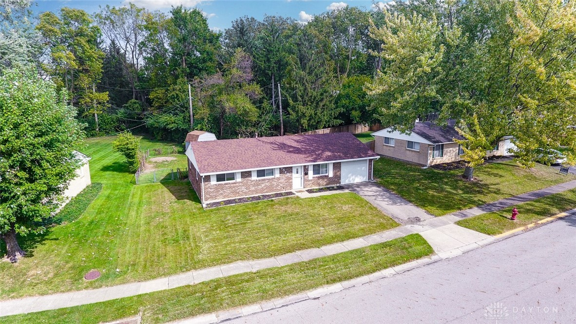 6543 Highbury Road Huber Heights, OH 45424 - Photo 3 of 38