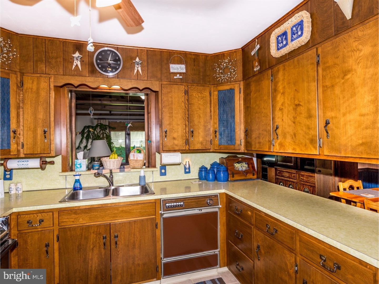 16 Mast Road Oley, PA 19547 - Photo 7 of 21