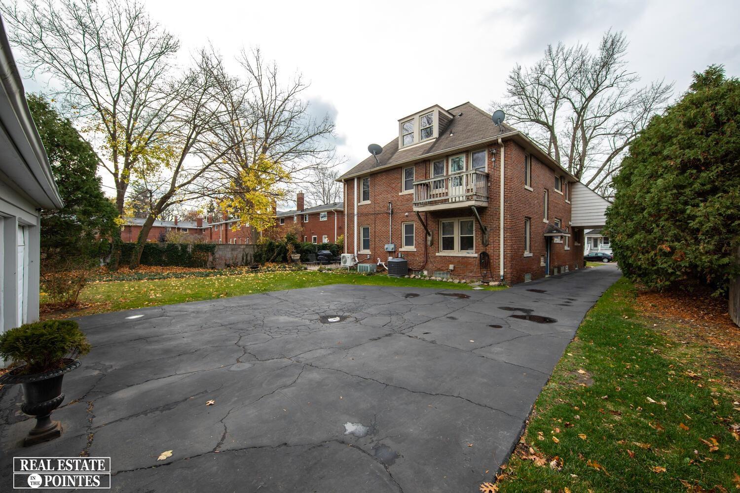 344 Neff Road Grosse Pointe, MI 48230 - Photo 38 of 41