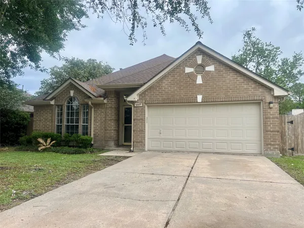 $260,000 | 12027 Kleinmeadow Drive, Houston, TX 77066