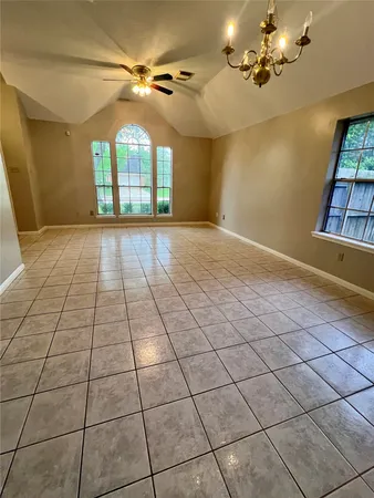 $260,000 | 12027 Kleinmeadow Drive, Houston, TX 77066