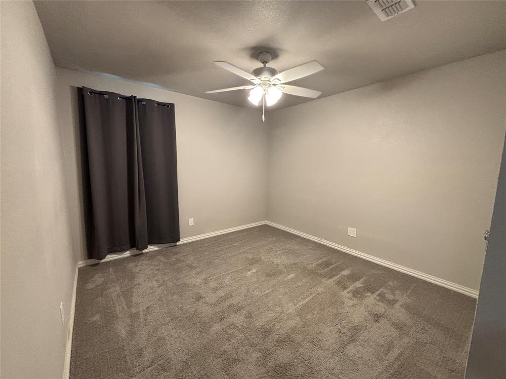 621 North Ave B Springtown, TX 76082 - Photo 21 of 26