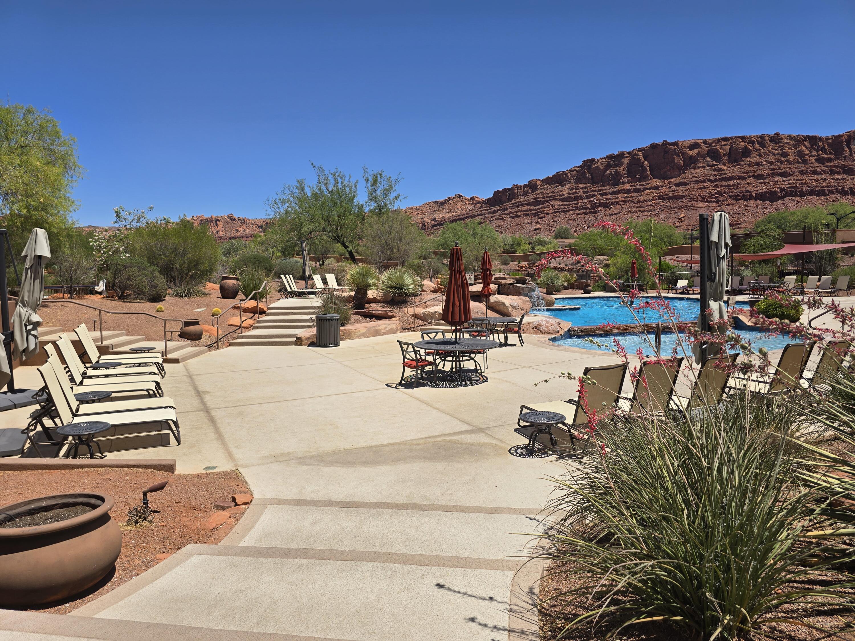 2001 West Grayhawk Circle St. George, UT 84770 - Photo 78 of 83 Entrada Grounds 13