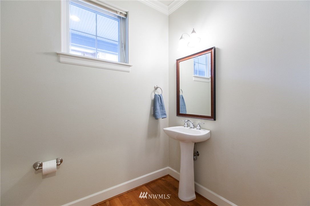 706 South 47th Street Renton, WA 98055 - Photo 15 of 25 Gallery Image 15