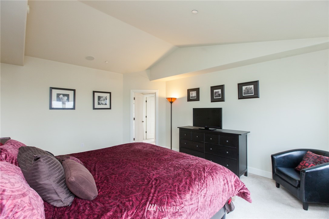 706 South 47th Street Renton, WA 98055 - Photo 18 of 25 Gallery Image 18