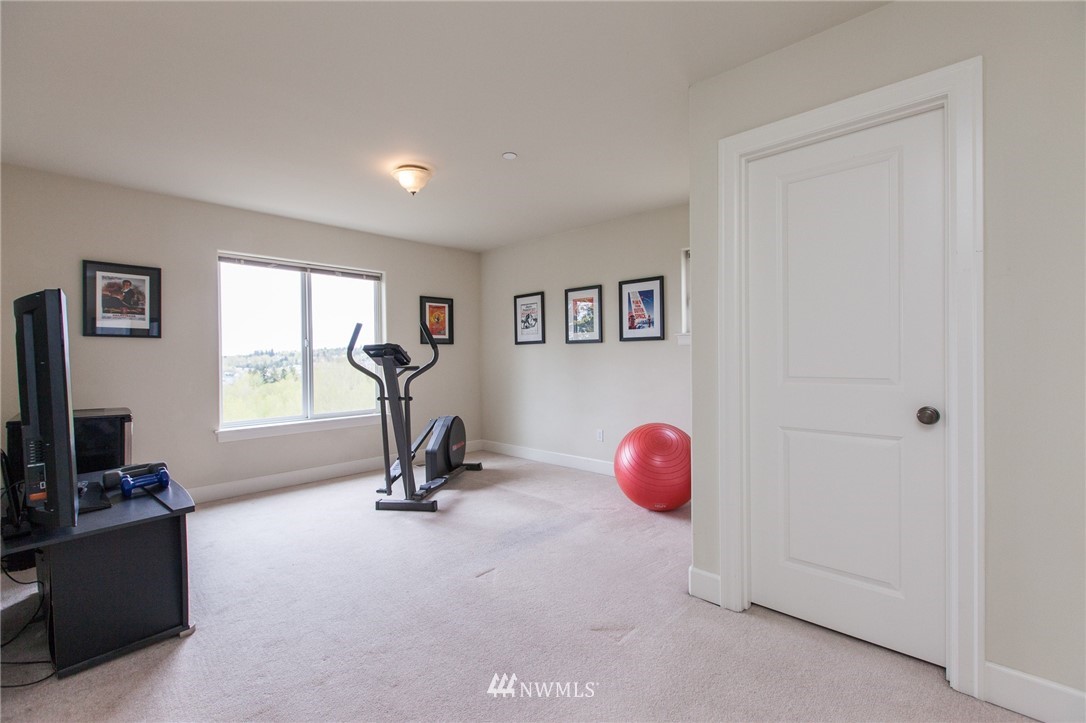 706 South 47th Street Renton, WA 98055 - Photo 21 of 25 Gallery Image 21
