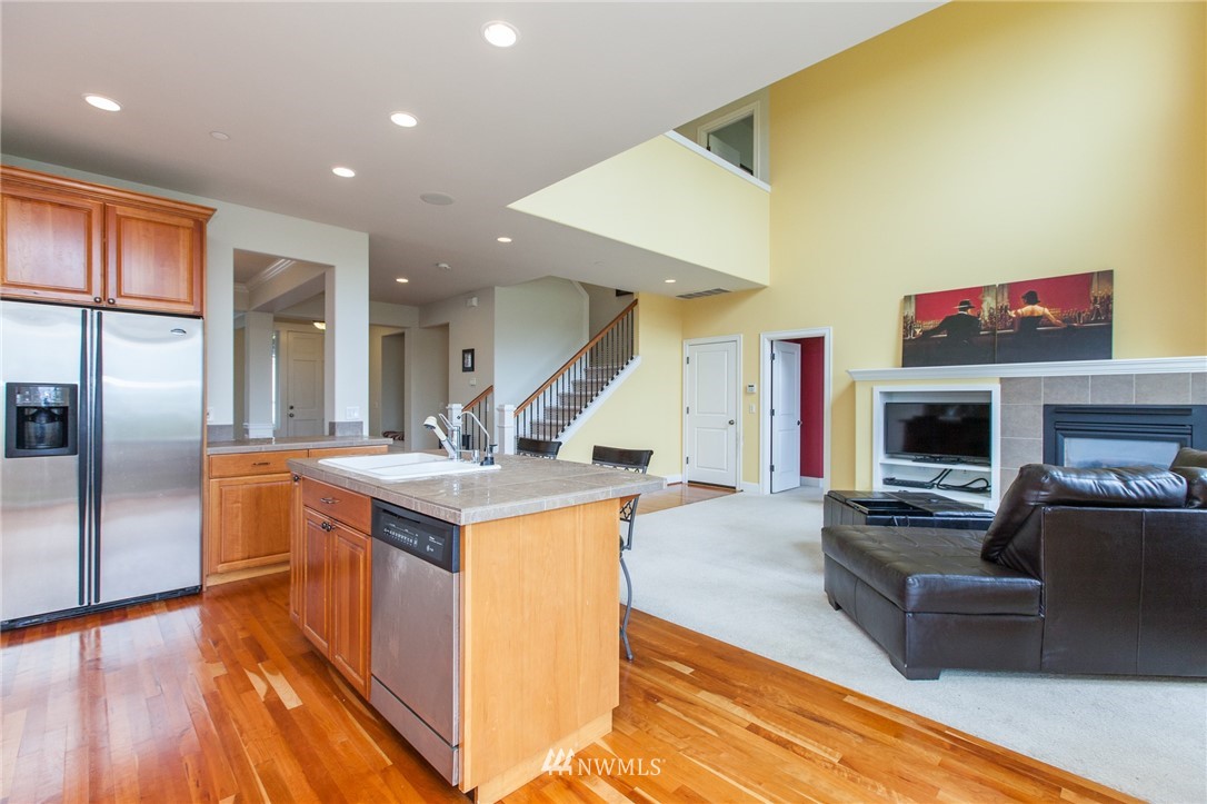 706 South 47th Street Renton, WA 98055 - Photo 9 of 25 Gallery Image 9