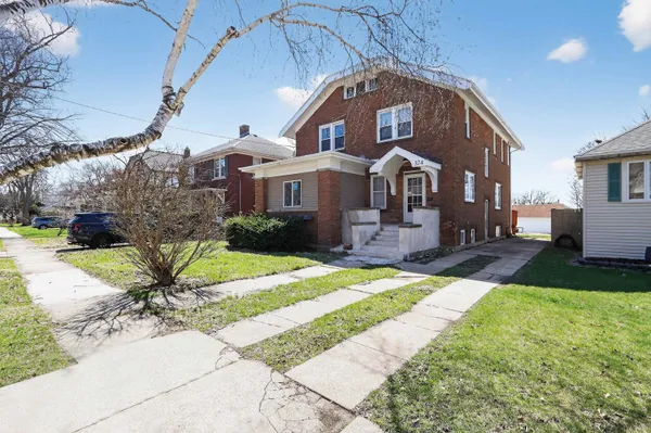 $225,000 | 324 Paris Avenue, Rockford, IL 61107