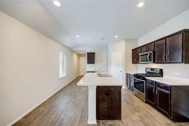 $1,650 | 16937 Rich Pines Drive, Conroe, TX 77302