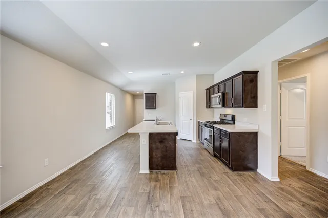 $1,650 | 16937 Rich Pines Drive, Conroe, TX 77302