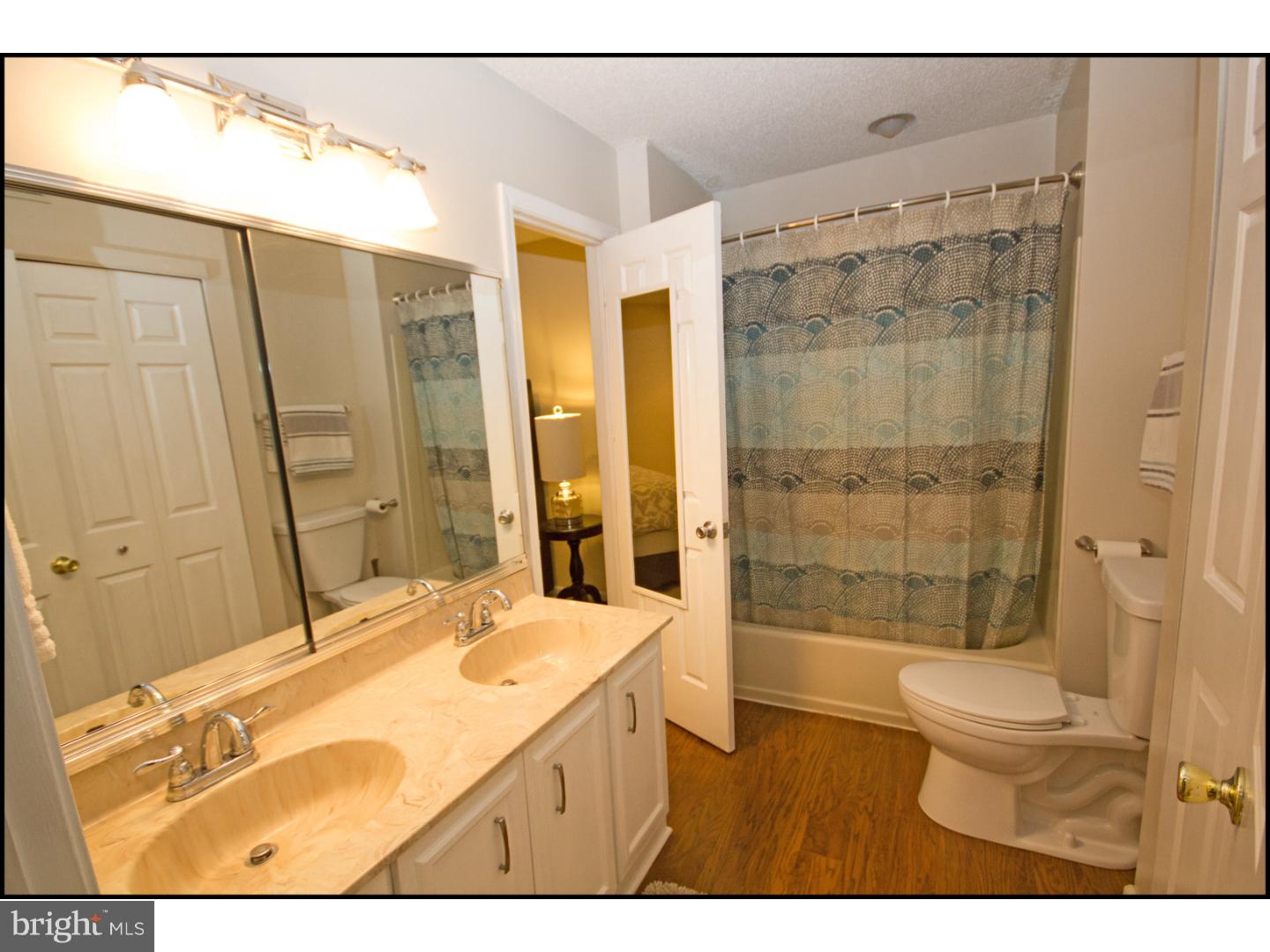204 Paddock Drive Wayne, PA 19087 - Photo 4 of 12