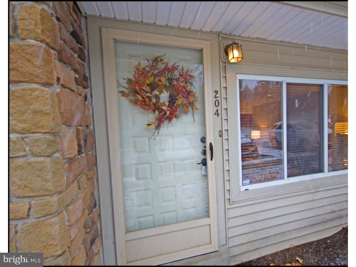 204 Paddock Drive Wayne, PA 19087 - Photo 7 of 12