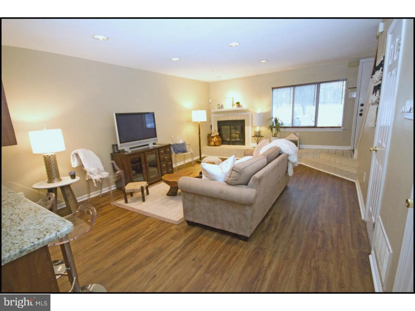 204 Paddock Drive Wayne, PA 19087 - Photo 8 of 12