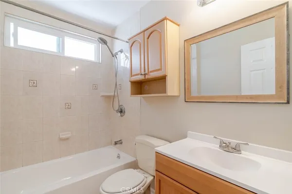 $3,500 | 1344 North Martel Avenue, Unit 303, Hollywood, CA 90046