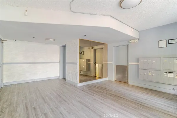 $3,500 | 1344 North Martel Avenue, Unit 303, Hollywood, CA 90046