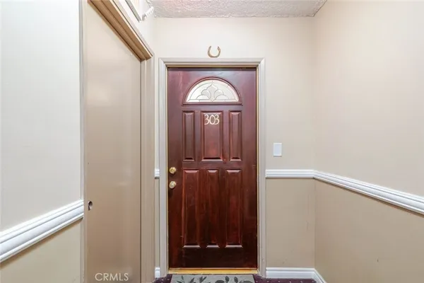 $3,500 | 1344 North Martel Avenue, Unit 303, Hollywood, CA 90046