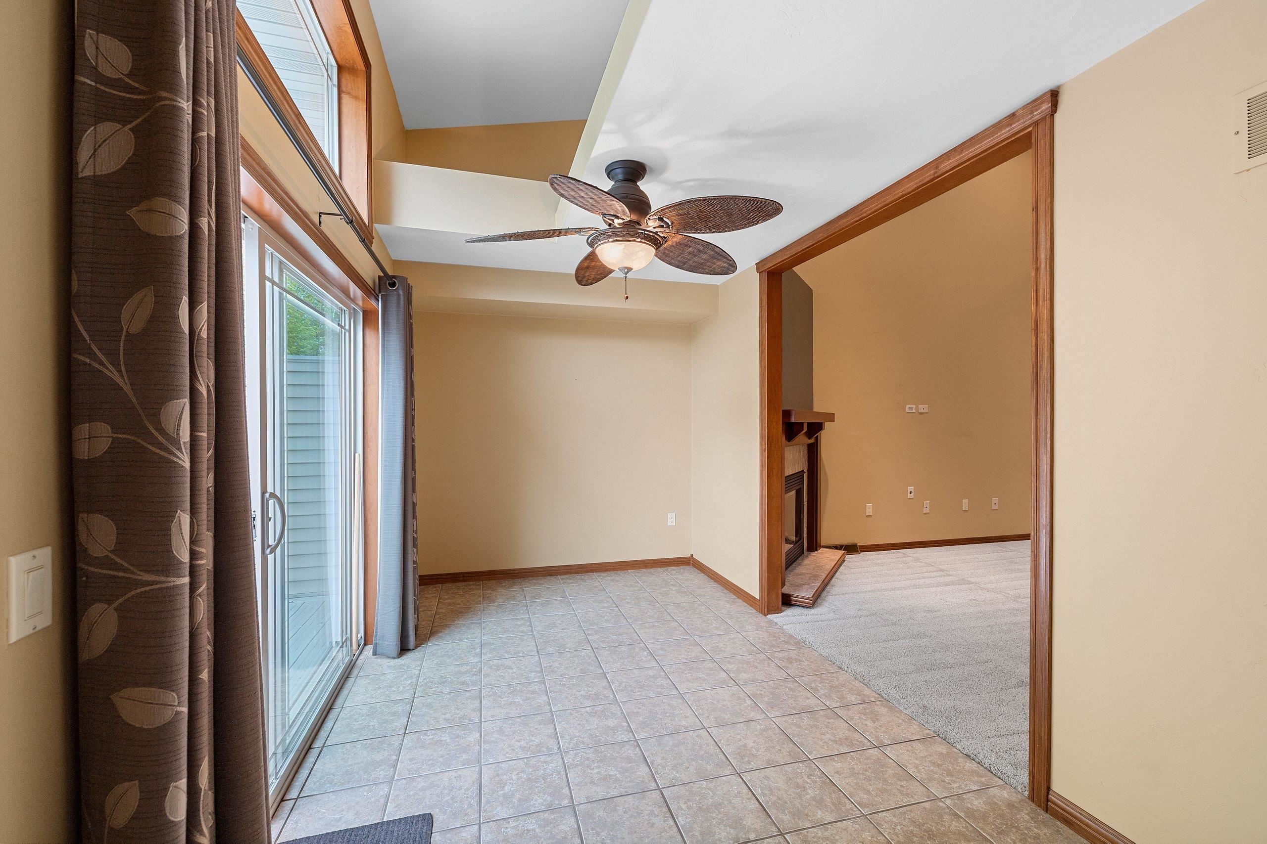 1243 Prairie Falcon Trail Green Bay, WI 54313 - Photo 19 of 51