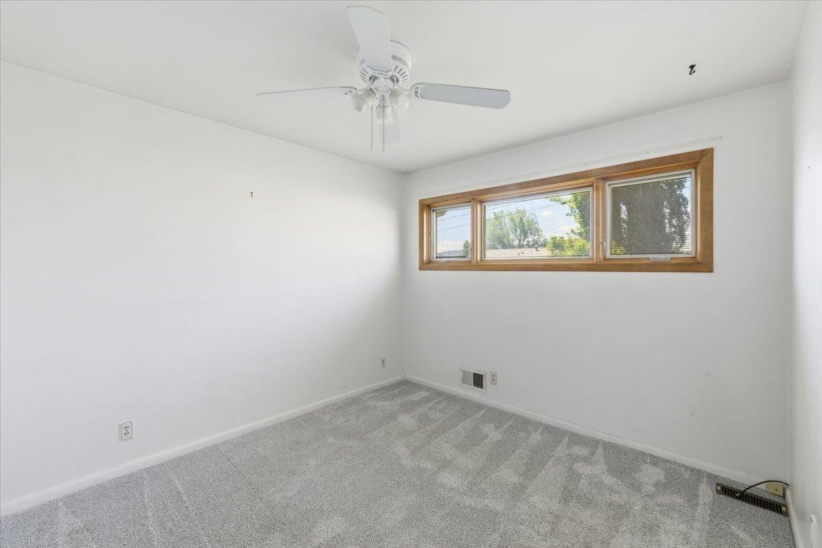 3025 Hamilton Way Casper, WY 82609 - Photo 15 of 32
