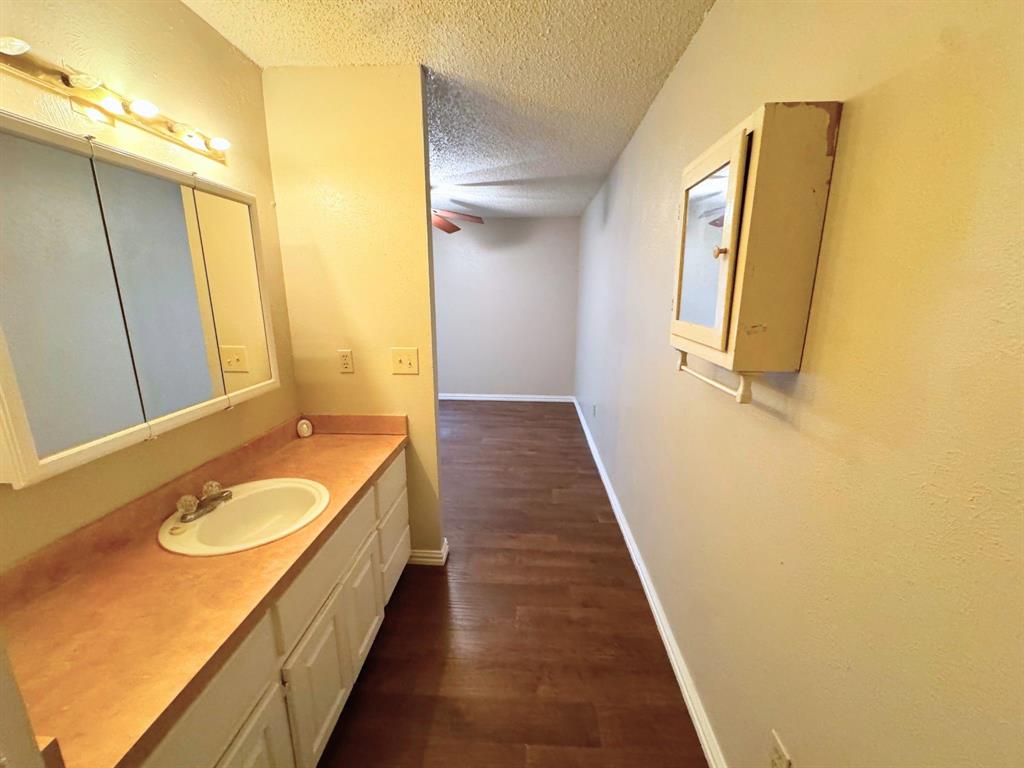 200 Cedar Lane Tolar, TX 76476 - Photo 12 of 20