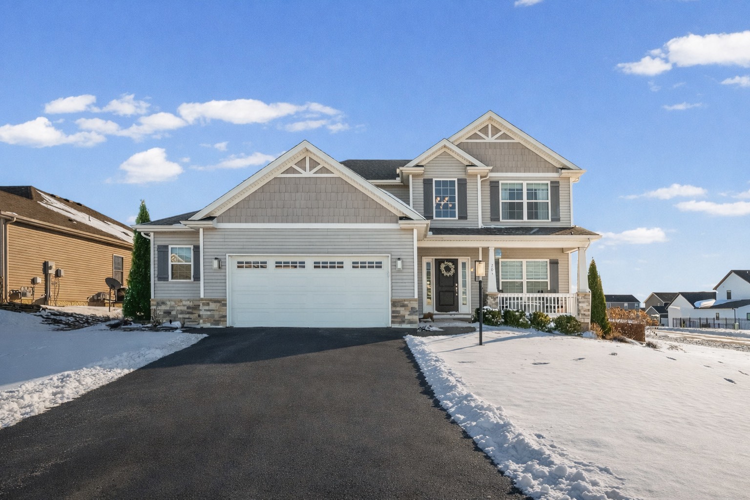 701 East Country Ridge Drive Mahomet, IL 61853 - Photo 1 of 38