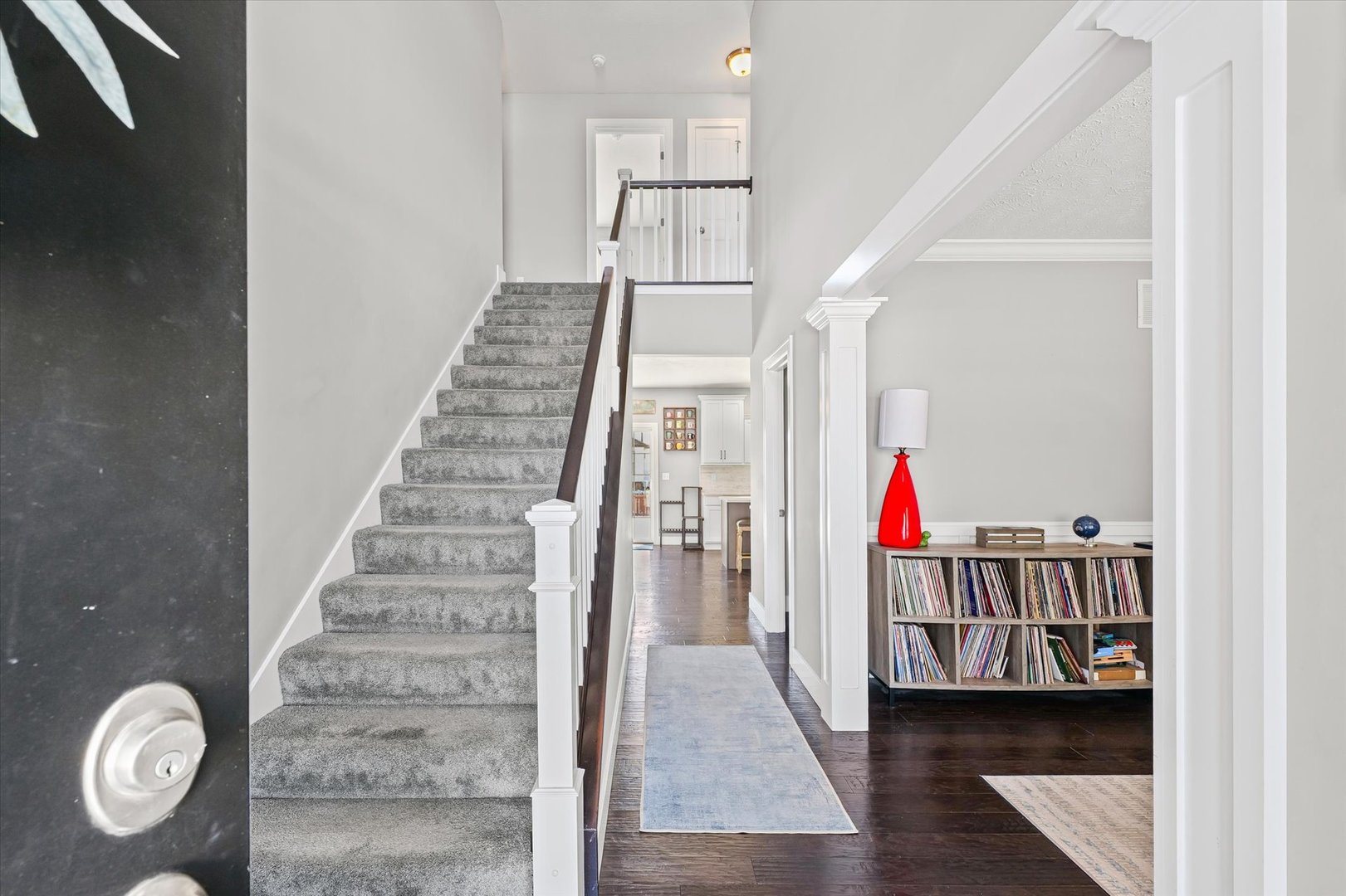 701 East Country Ridge Drive Mahomet, IL 61853 - Photo 3 of 38