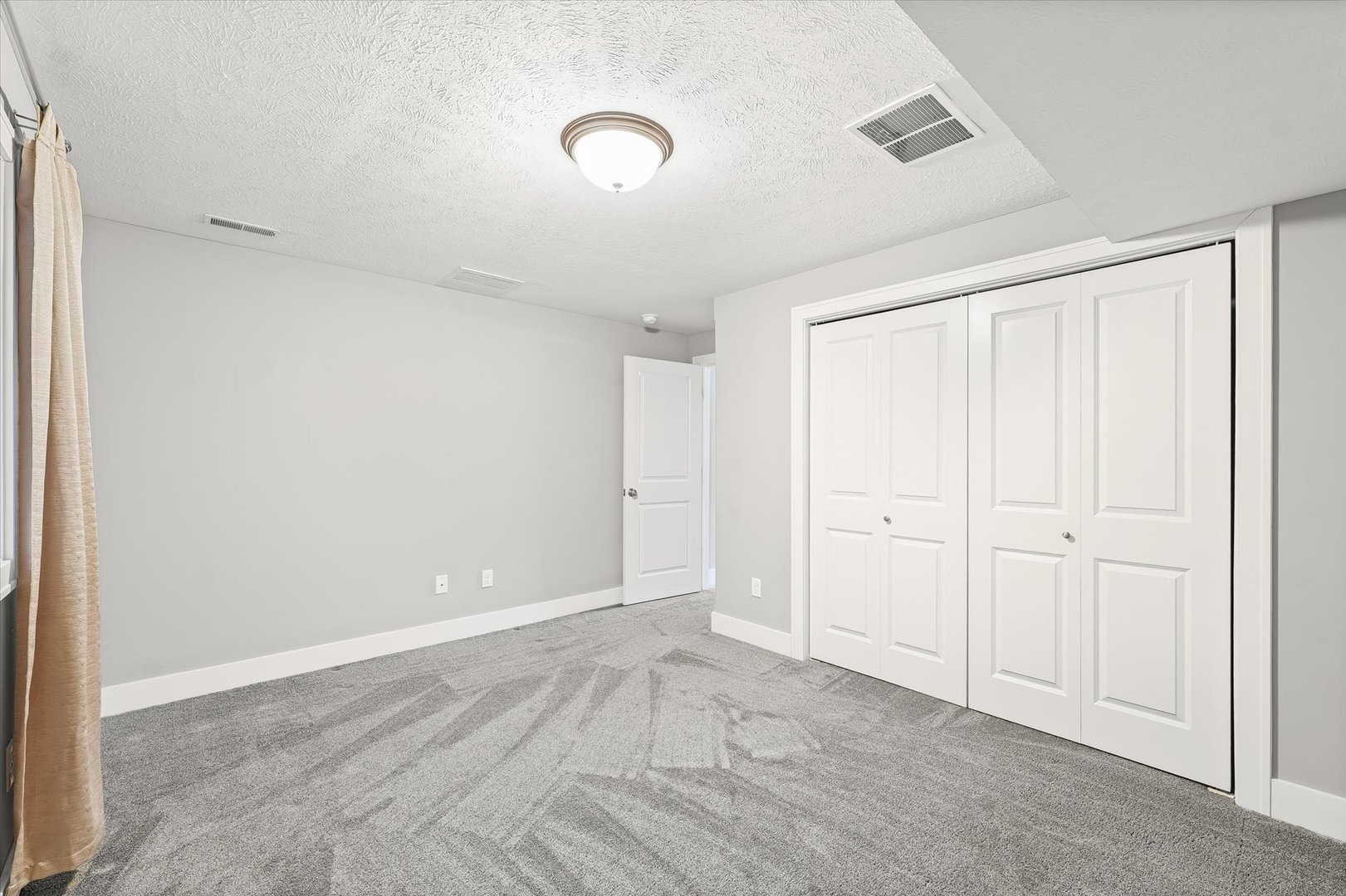 701 East Country Ridge Drive Mahomet, IL 61853 - Photo 33 of 38