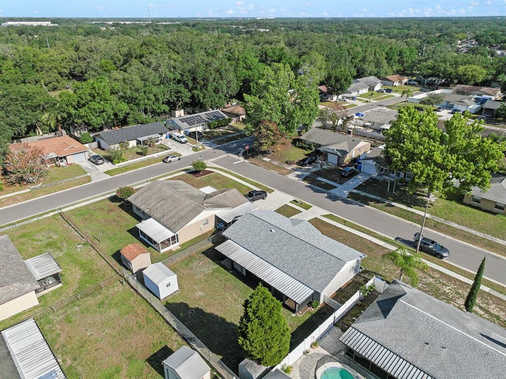 11403 Fillmore Avenue Seffner, FL 33584 - Photo 31 of 33