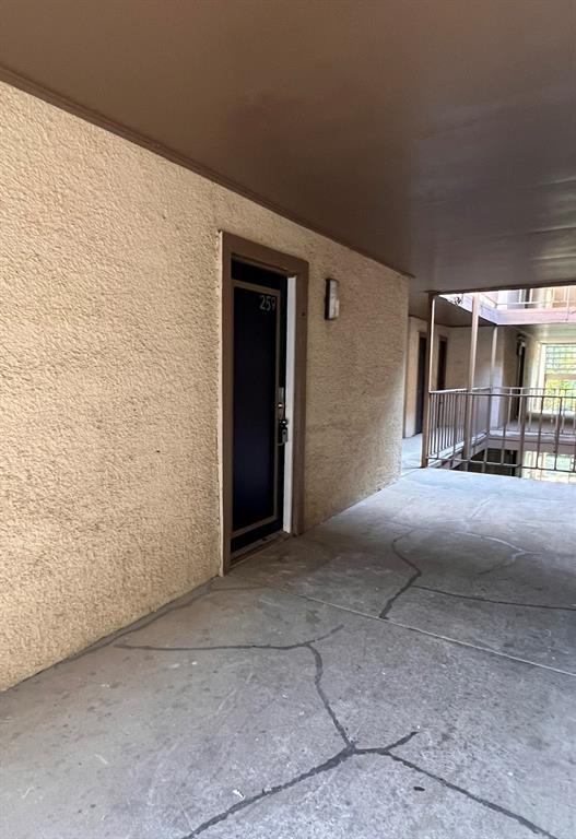 6050 Melody Lane, Unit 259 Dallas, TX 75231 - Photo 2 of 19 a view of parking garage
