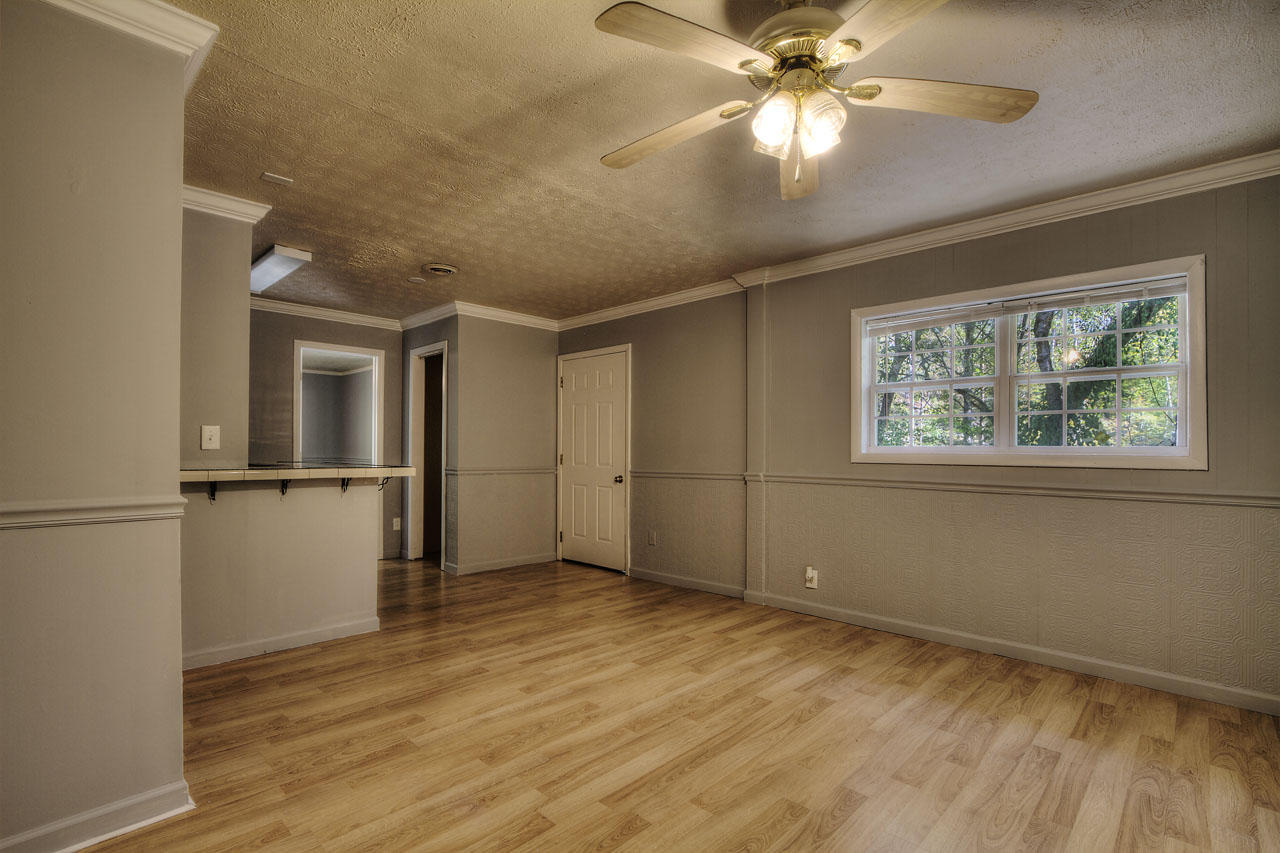 3123 Miller Road Powell, TN 37849 - Photo 19 of 28 2nd Living/Gathering/Family Room