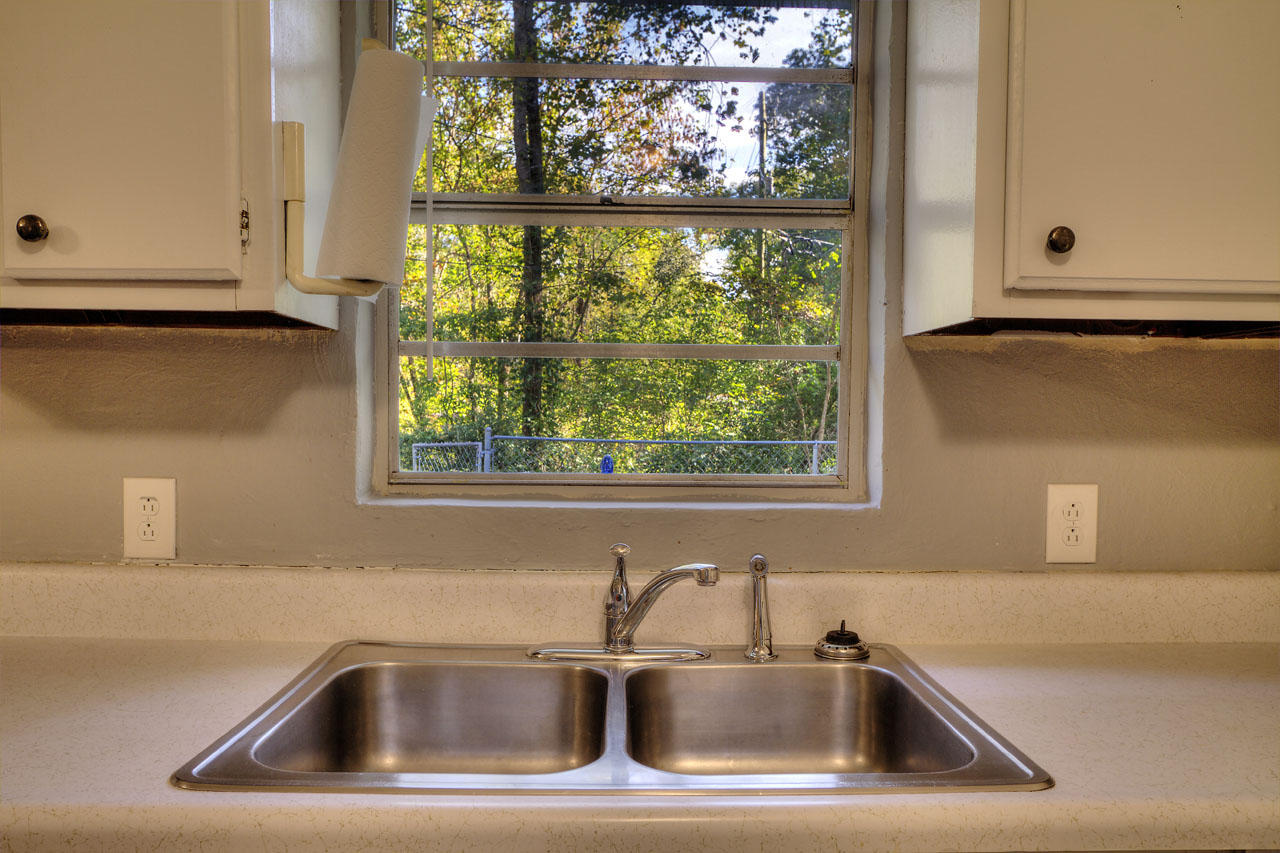 3123 Miller Road Powell, TN 37849 - Photo 6 of 28 IMG_8653LR