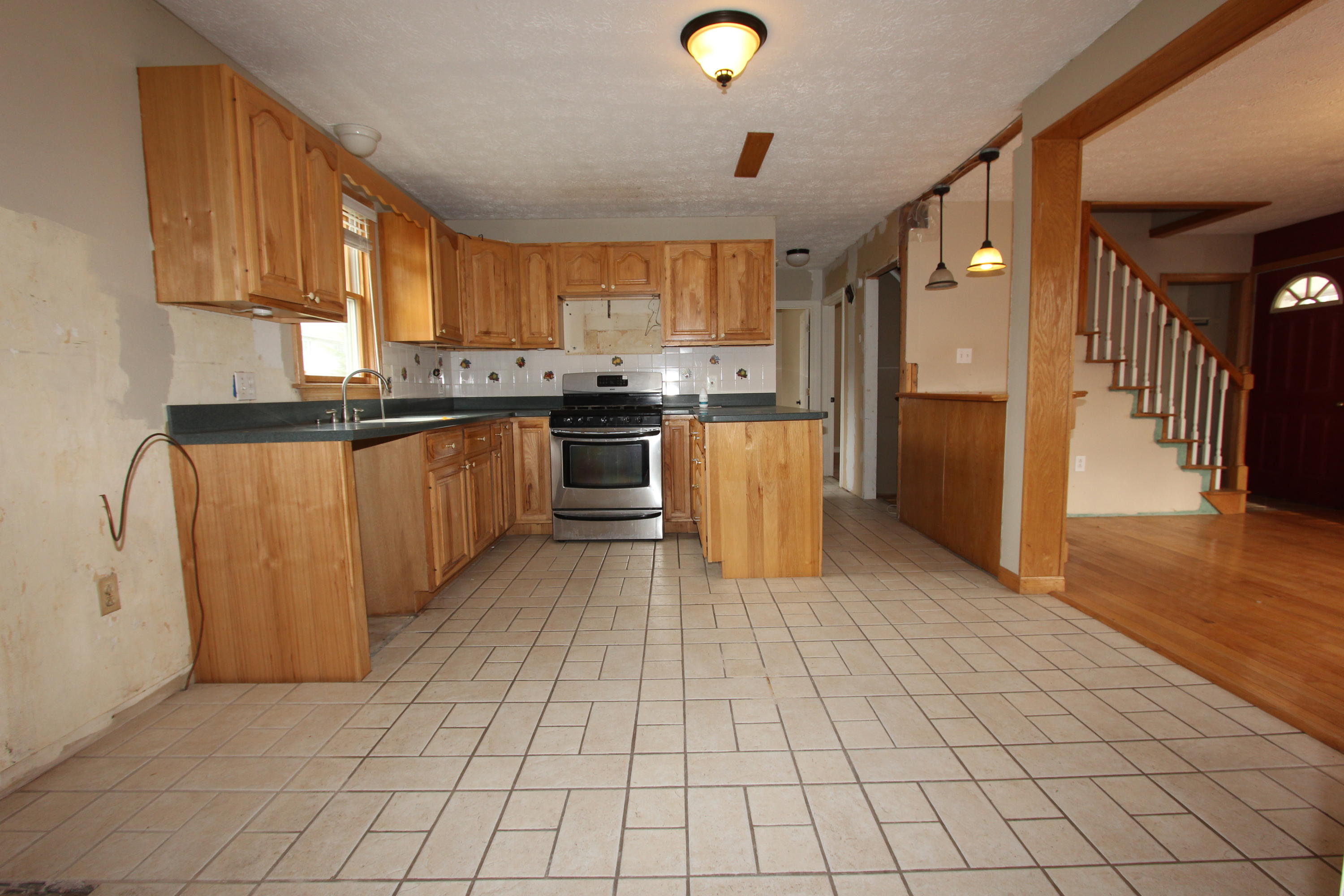 141 Rideout Avenue Lewiston, ME 04240 - Photo 2 of 30 IMG_2097